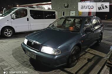 Skoda Octavia  1998