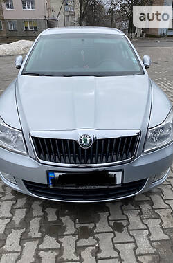 Skoda Octavia Elegance  2009