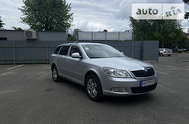 Skoda Octavia Combi 2011