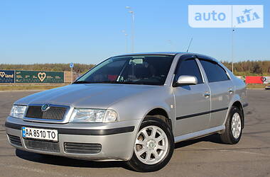 Skoda Octavia  2005