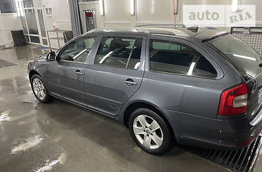 Skoda Octavia  2010