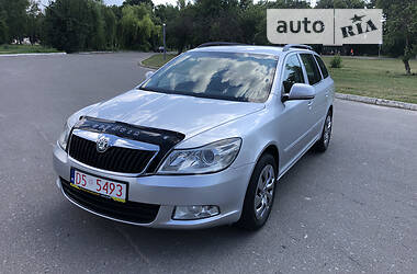 Skoda Octavia  2010