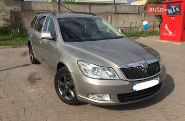 Skoda Octavia  2012