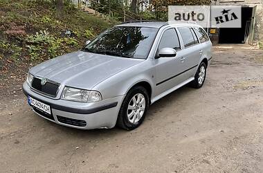 Skoda Octavia  2010