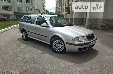 Skoda Octavia  2002