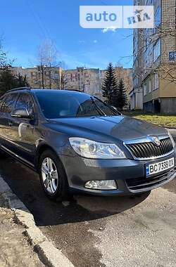 Skoda Octavia  2010