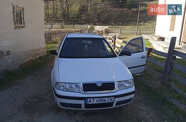 Skoda Octavia  2003