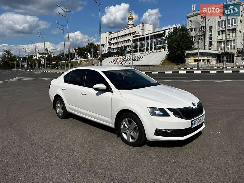 Лифтбек Skoda Octavia