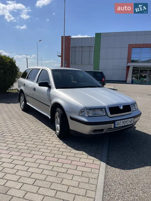 Skoda Octavia 2000