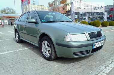 Skoda Octavia  2002