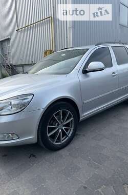 Skoda Octavia  2012