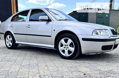 Skoda Octavia  2003