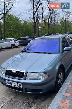 Skoda Octavia  2002