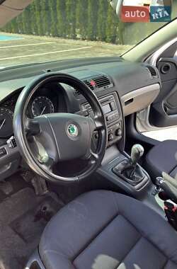 Skoda Octavia  2005