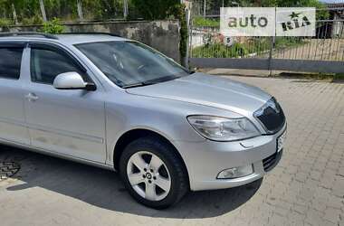 Skoda Octavia  2012