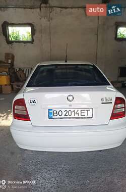 Skoda Octavia  2002