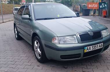 Skoda Octavia  2003