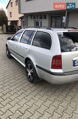 Skoda Octavia  2001