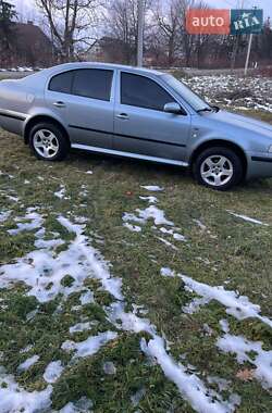 Skoda Octavia  2004