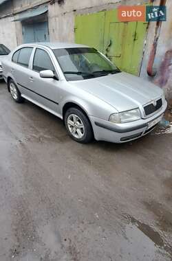 Skoda Octavia  2003