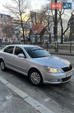 Skoda Octavia  2011