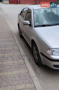 Skoda Octavia  2003
