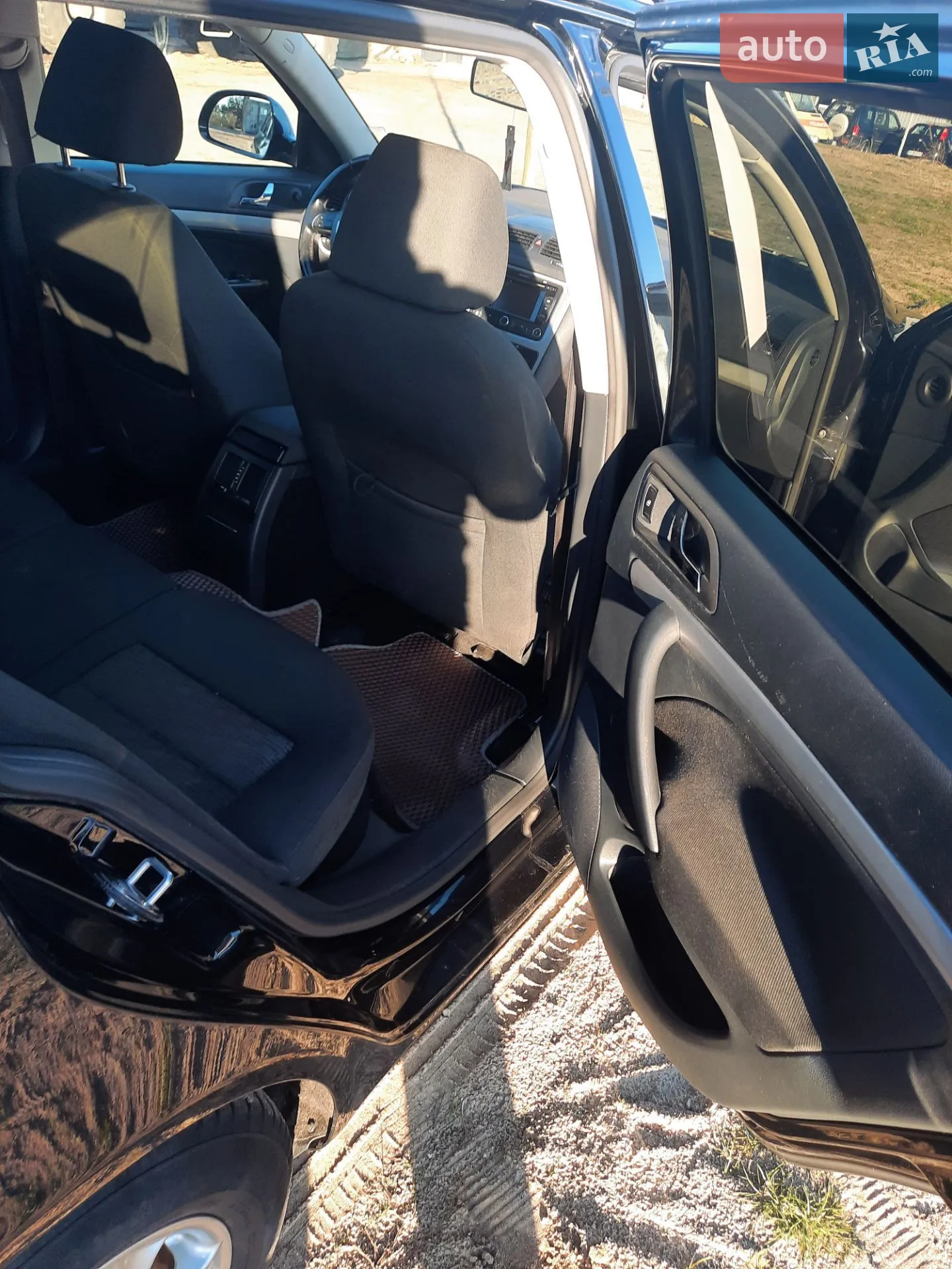 Skoda Octavia 2012 VIN TMBHT61Z5D8012131 фото оголошення 4 з 7