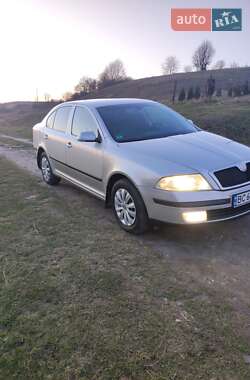Skoda Octavia  2005
