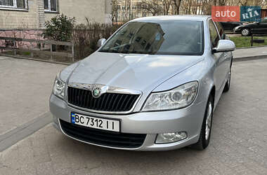 Skoda Octavia  2011