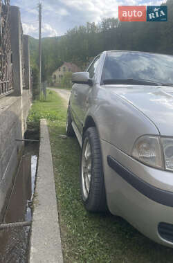 Skoda Octavia  2003
