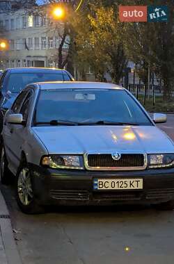 Skoda Octavia  2003