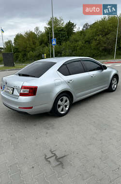 Skoda Octavia  2015