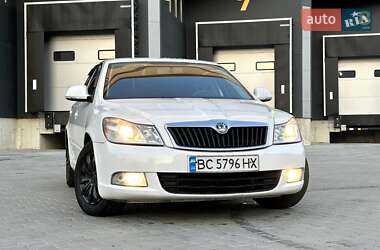 Skoda Octavia  2011
