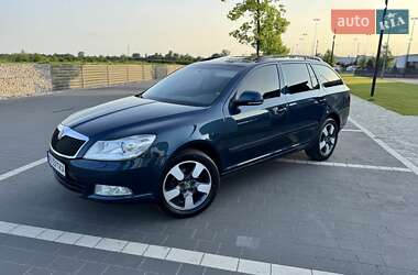 Skoda Octavia  2011