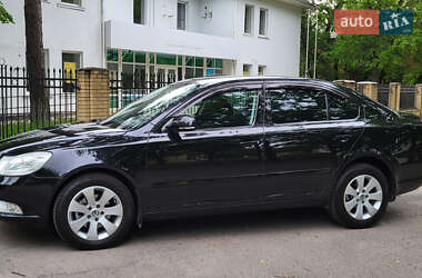 Skoda Octavia  2011