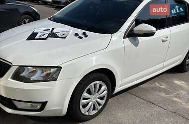 Skoda Octavia  2015