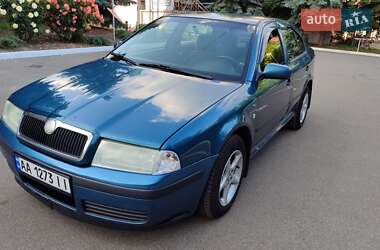 Skoda Octavia  2003