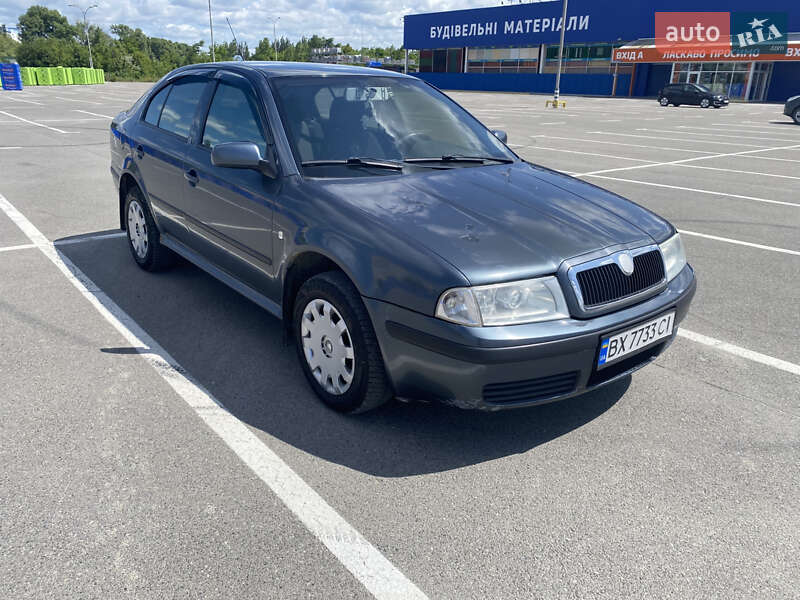 Хетчбек Skoda Octavia