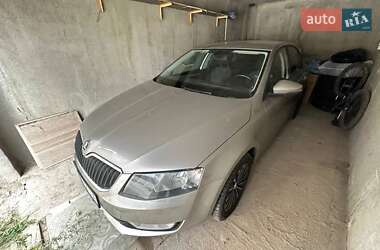 Skoda Octavia  2014