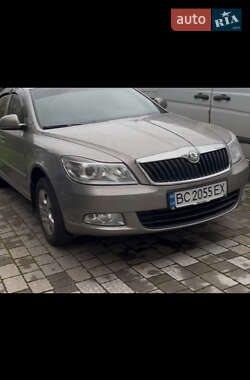 Skoda Octavia  2012