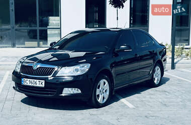 Skoda Octavia  2012