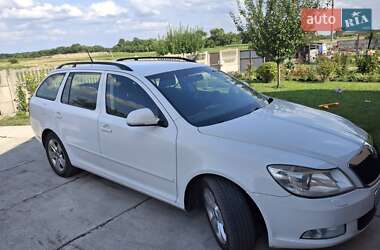 Skoda Octavia  2011
