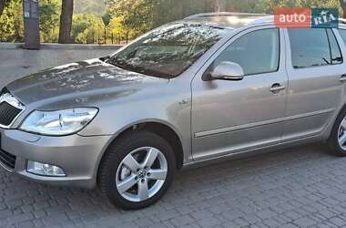 Skoda Octavia  2012