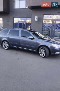 Skoda Octavia  2010