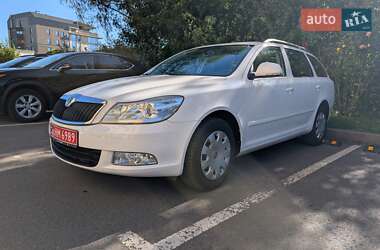 Skoda Octavia  2012