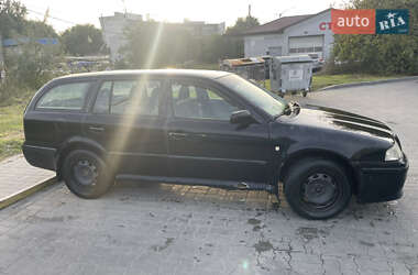 Skoda Octavia  2003