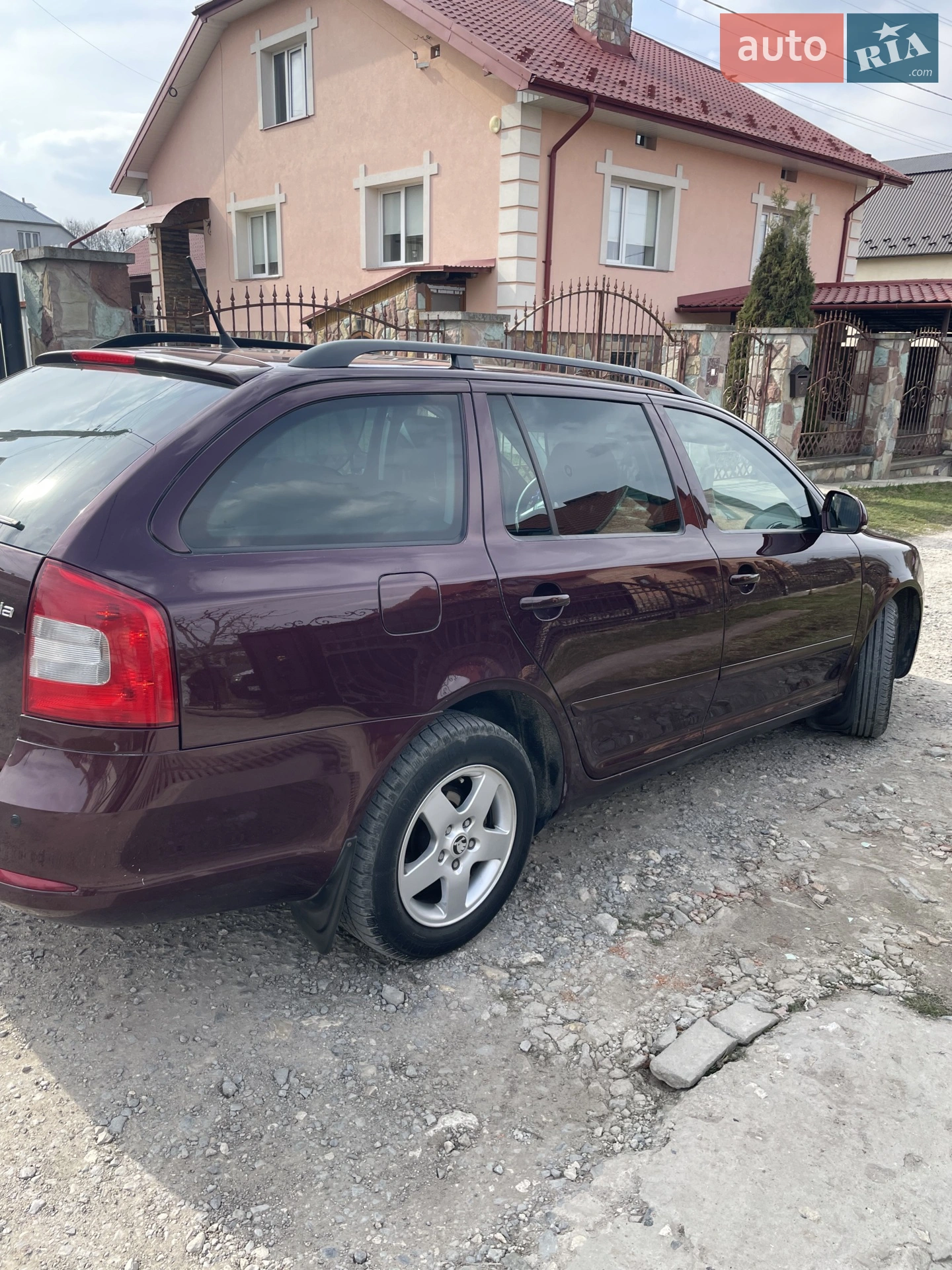 Skoda Octavia 2013 VIN TMBHT61ZXD2120554 фото оголошення 4 з 10