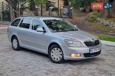 Skoda Octavia  2012