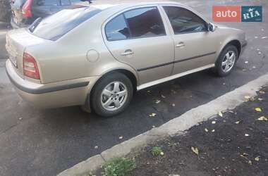 Skoda Octavia  2005