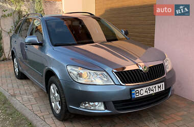 Skoda Octavia  2011